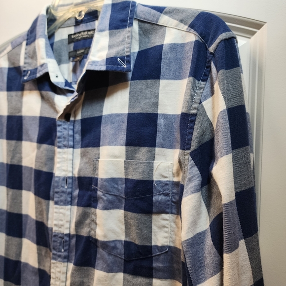 Banana Republic - Luxe Shirt - Picture 3 of 4